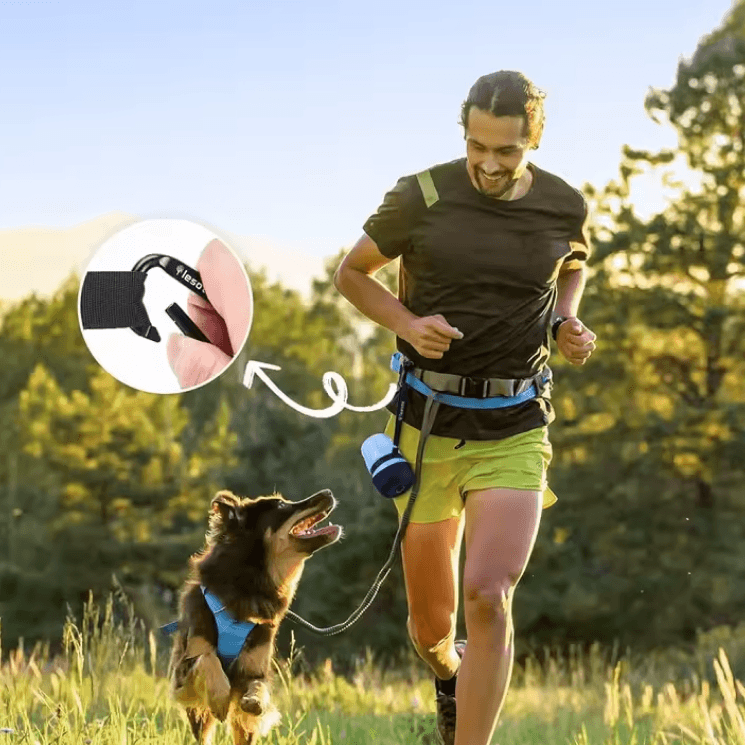 Keep Your Dog Hydrated Anywhere – 520ml Portable Foldable Water Bottle: man running with dog using foldable squeeze water bottle and leash belt