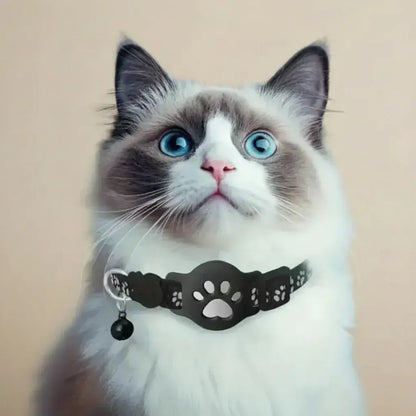 Pet GPS Tracker – Anti-Lost Real-Time Alerts + Waterproof Mini Collar on white cat with paw-print waterproof mini collar