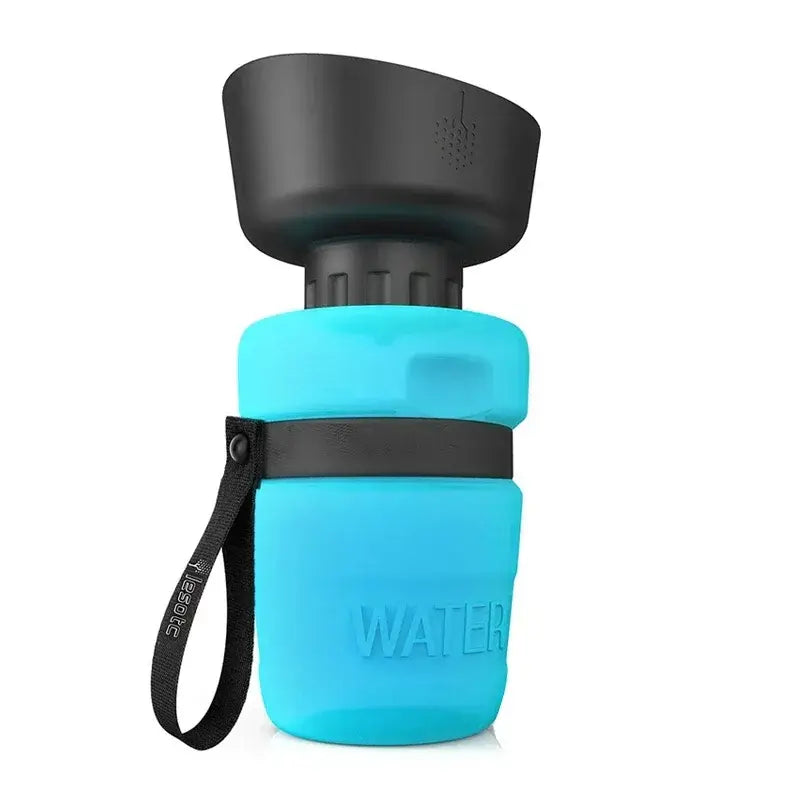 Keep Your Dog Hydrated Anywhere – 520ml Portable Foldable Water Bottle compact blue foldable dog water bottle with strap and bowl
