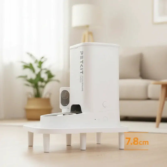 Raised Pet Feeder Stand – Mess-Free Meals + Closed Plastic Housing shown elevating PETKIT Smart Feeder Model X426 for tidy, accessible pet mealtimes